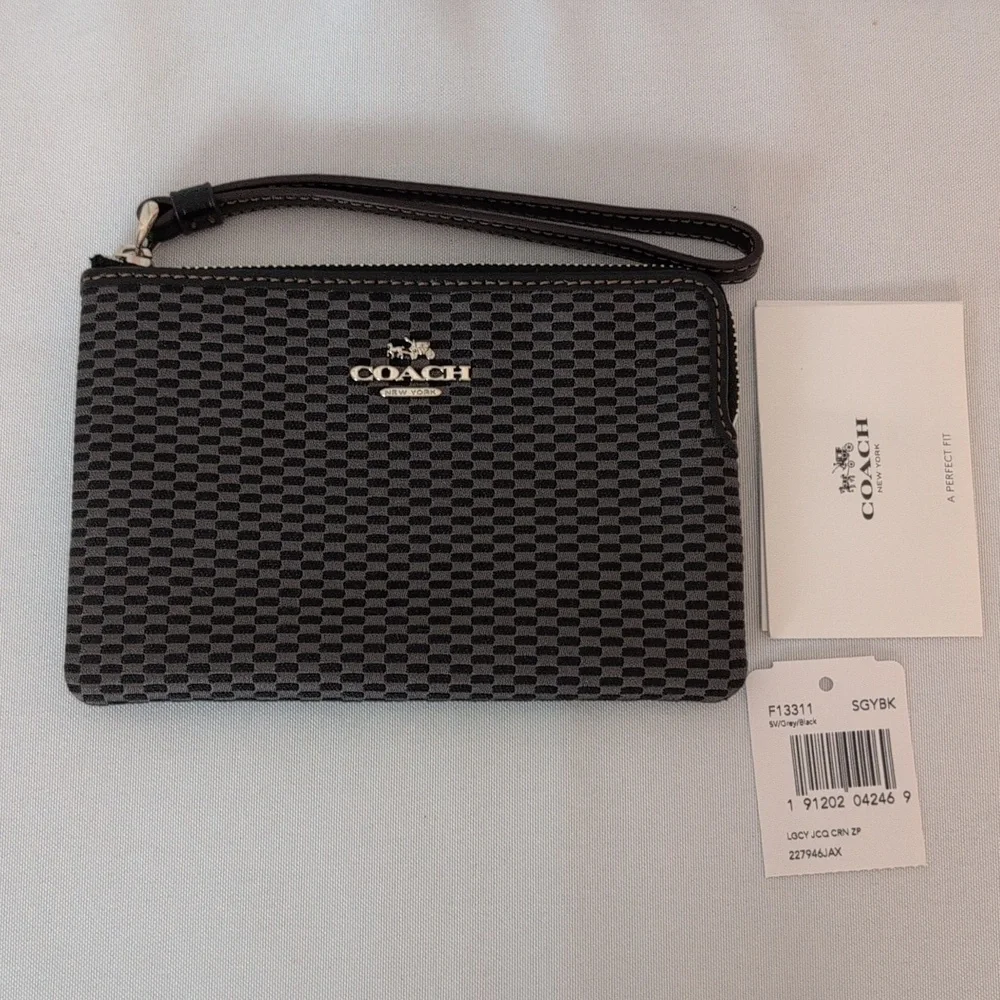 Coach Gray And Black Jacquard Wristlet NWT - Picture 6 of 6